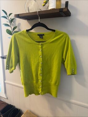 Audrey & Grace Lime Green Pearl-Button Short Sleeve Cardigan Size PL